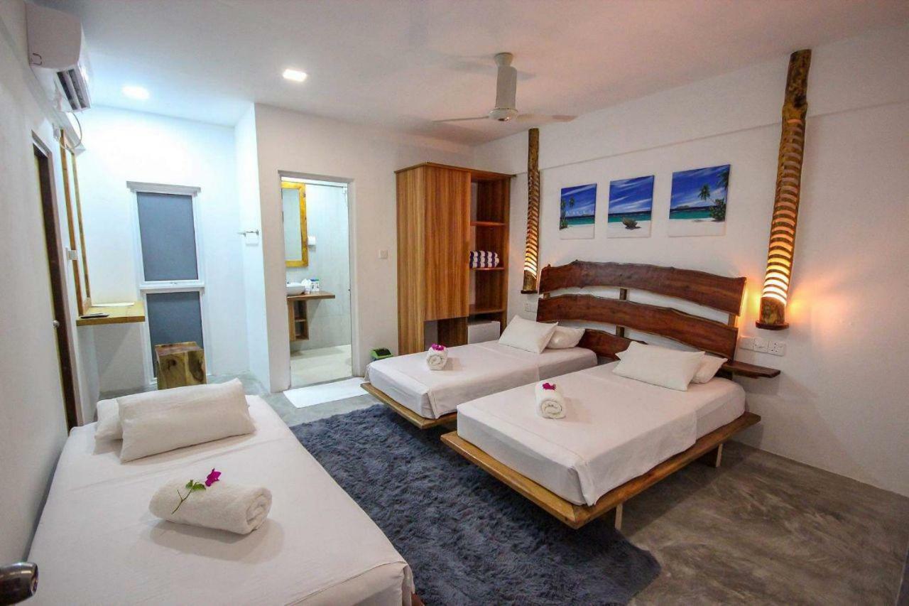 Island Break Hotel Fulidhoo Exterior photo