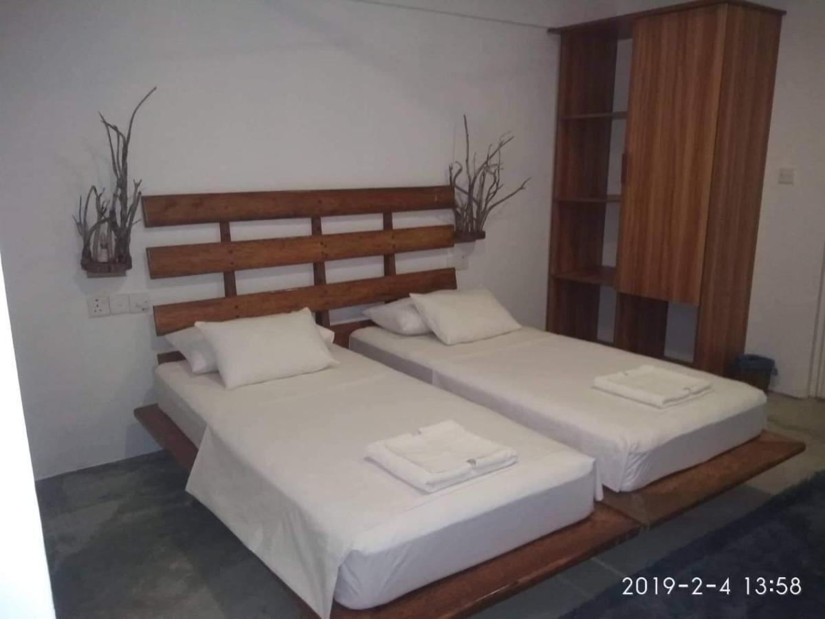 Island Break Hotel Fulidhoo Exterior photo