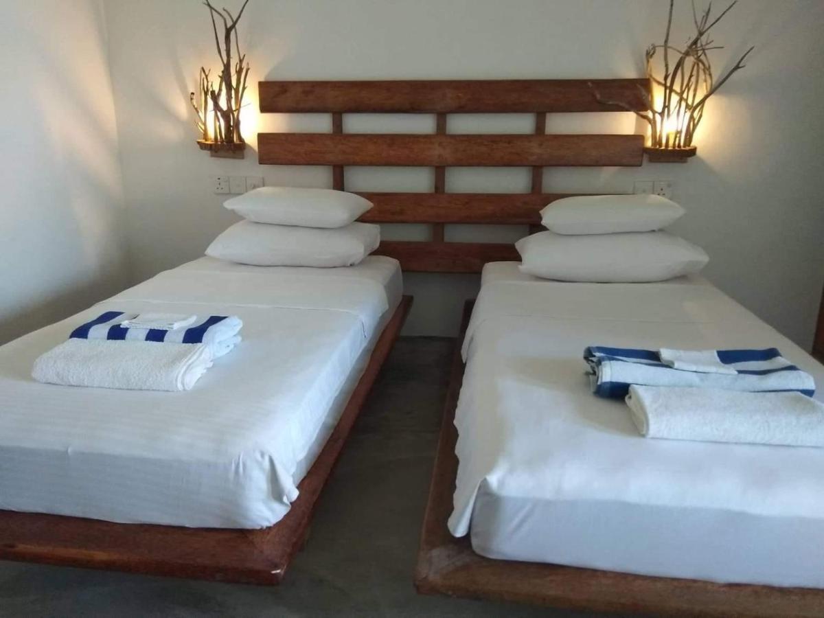 Island Break Hotel Fulidhoo Exterior photo